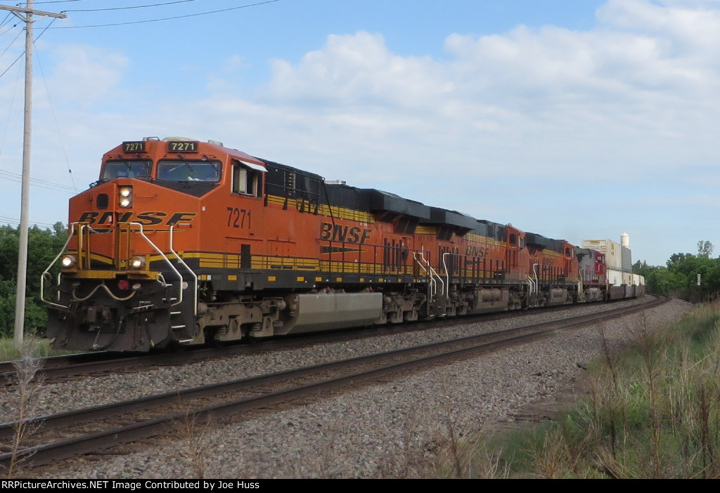 BNSF 7271 East